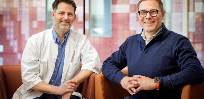 Väitöskirjatutkija, ortopedian ja traumatologian erikoislääkäri Thomas Ibounig sekä Helsingin yliopiston professori Teppo Järvinen korostavat, että olkapään magneettikuvissa näkyvät muutokset ovat tavallisia ikääntymiseen liittyviä löydöksiä, eivätkä useimmiten selitä olkapääoireita.