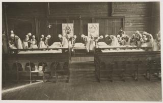 Lääkintälottien piirikurssi Mäntsälässä.