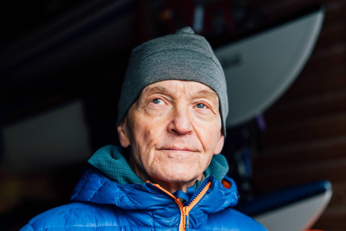 Antti Villanen Helsingin Merimelojien majalla.