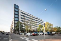 Ulkokuva Rubik-rakennuksesta Pasilassa