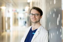 Kliinisen neurofysiologian erikoislääkäri töissä HUSissa